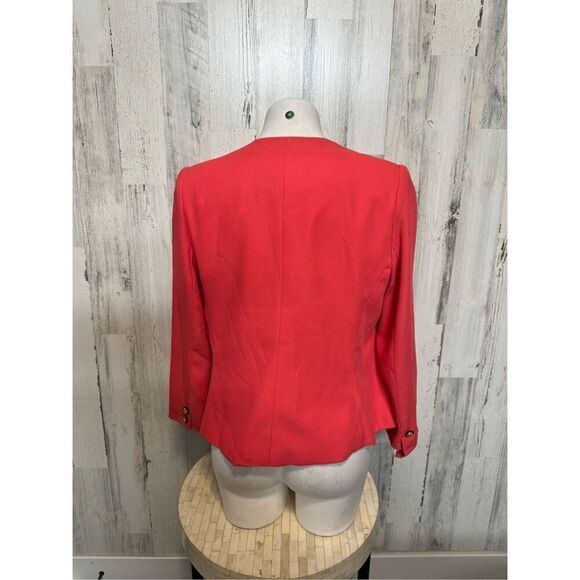 Donna Toran Suits pink blazer - Picture 5 of 10